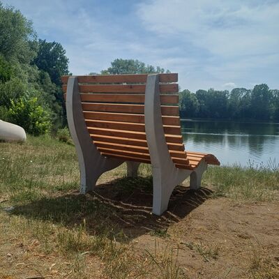 Bild vergr&ouml;&szlig;ern: XL-Ruhebank